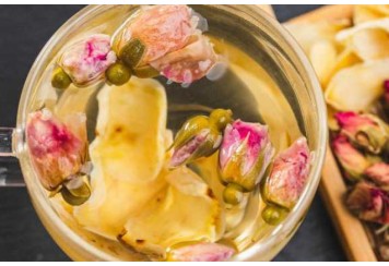 玫瑰花茶和什么搭配祛斑美白